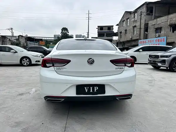 Buick Regal 2021