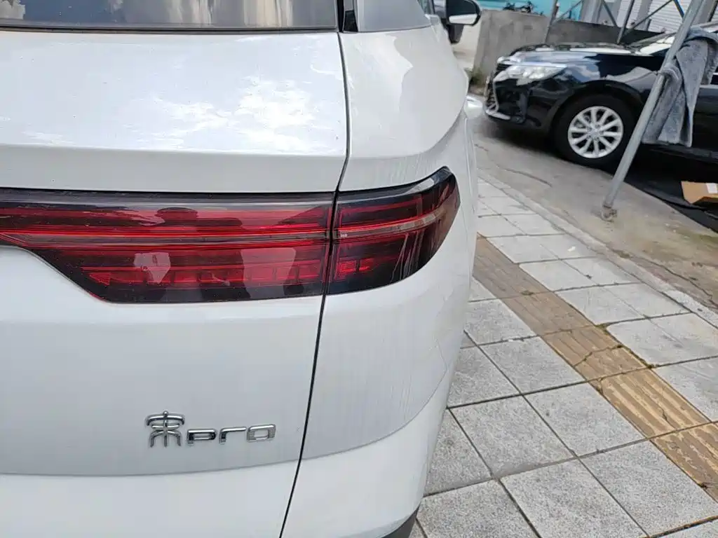 BYD Song Pro New Energy 2024 — фото 8