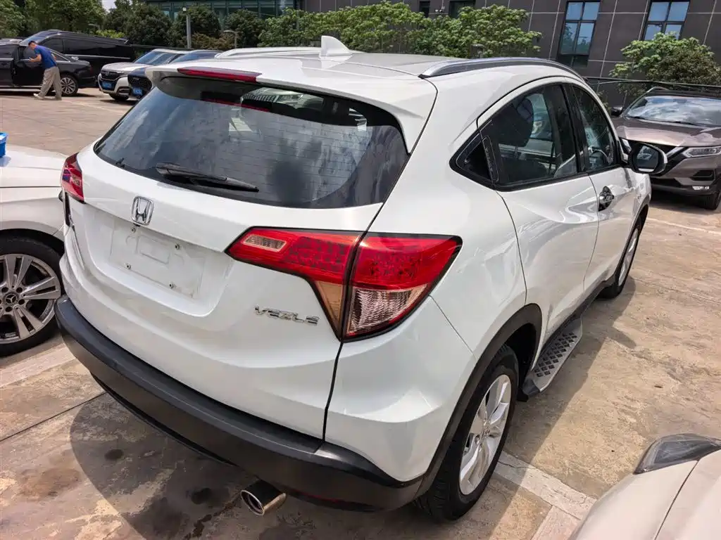 Honda Vezel 2016 — фото 6