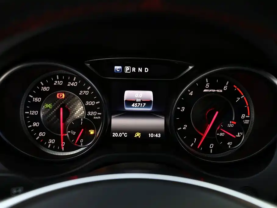 Mercedes-Benz GLA AMG 2019 — фото 13