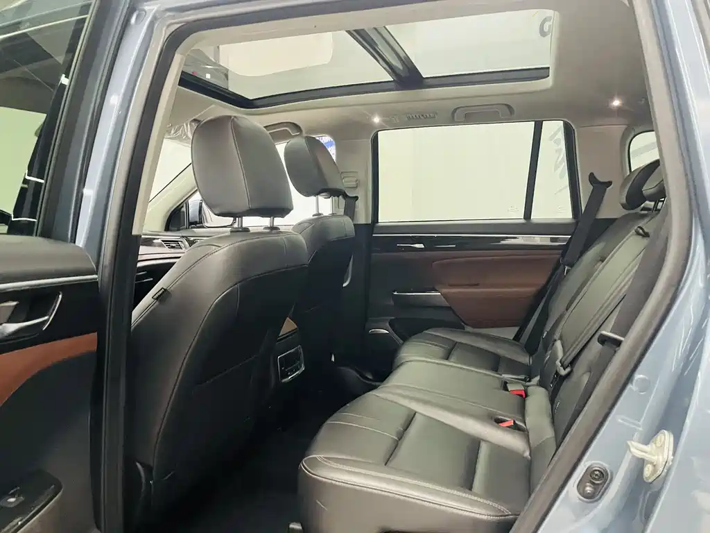 GAC Motor Trumpchi GS8 2019 — фото 9
