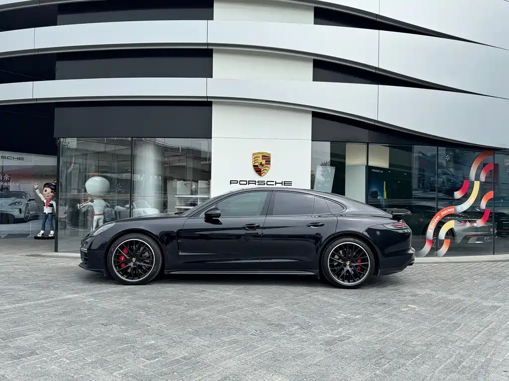 Porsche Panamera 2019 — фото 4