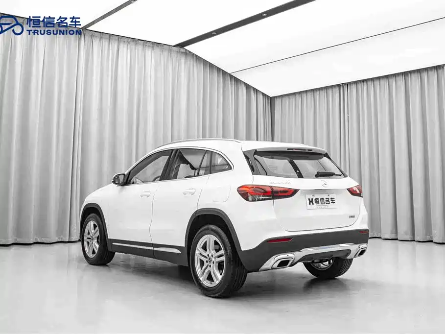 Mercedes-Benz GLA 2023 — фото 7