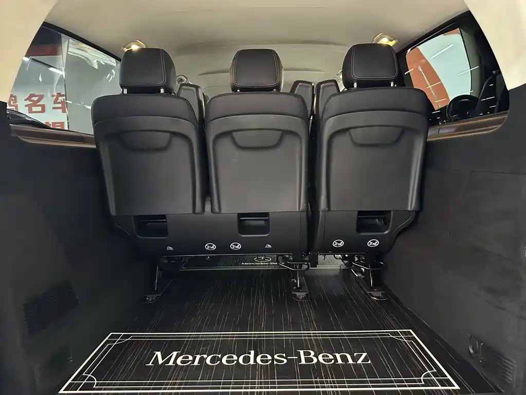 Mercedes-Benz Vito 2023 — фото 13