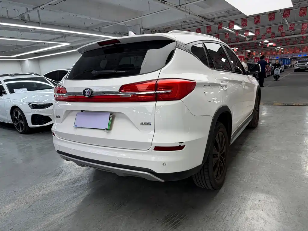 BYD New Energy 2018 — фото 10