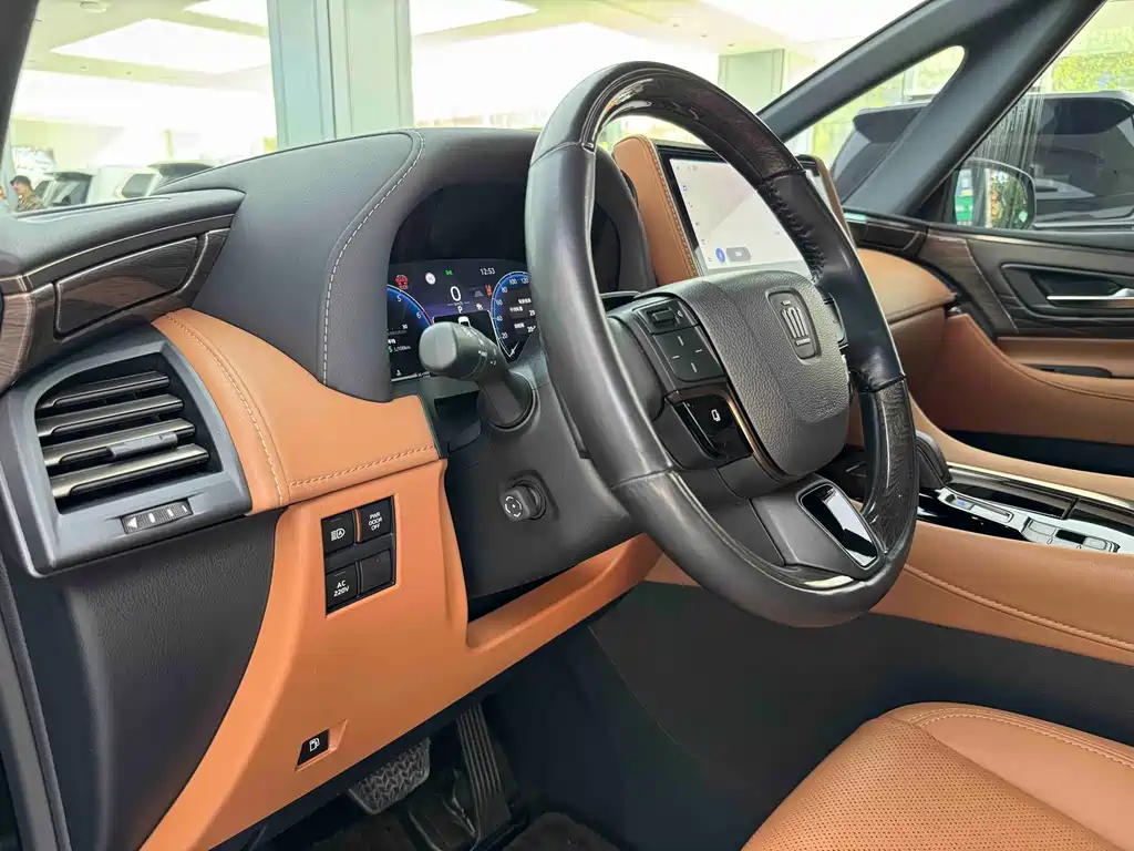 Toyota Vellfire 2024 — фото 10