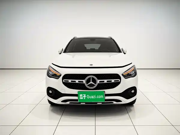 Mercedes-Benz GLA 2021