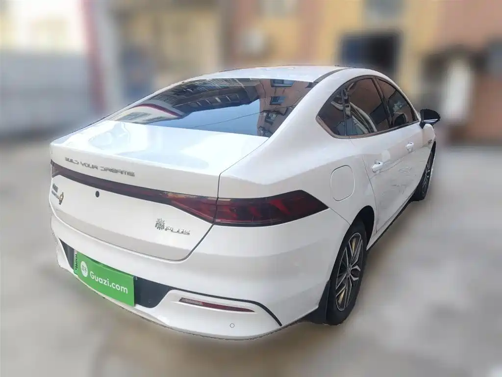 BYD Qin PLUS 2022 — фото 5