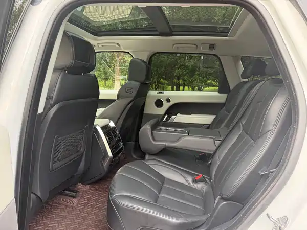 Land Rover Range Rover Sport 2014