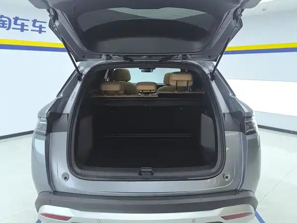 BYD Song L DM-i 2025