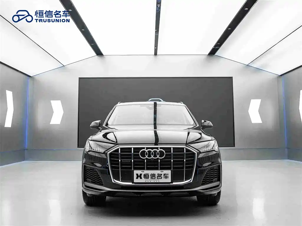 Audi Q7 2023 — фото 2