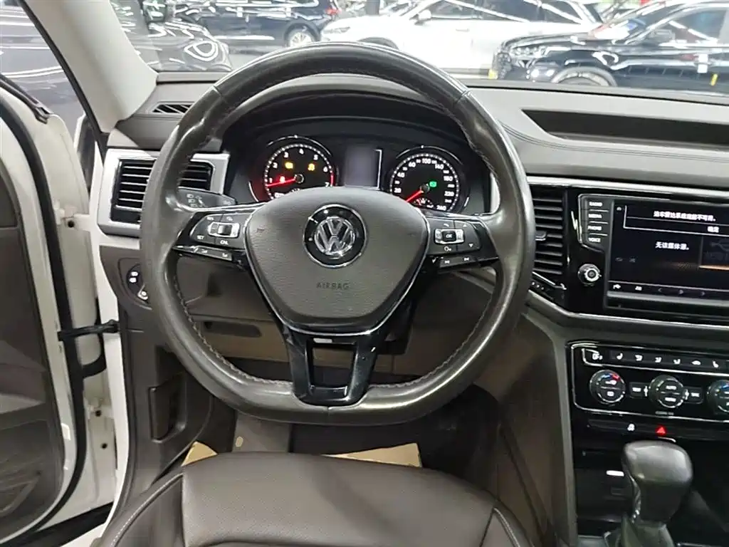 Volkswagen Teramont 2018 — фото 11