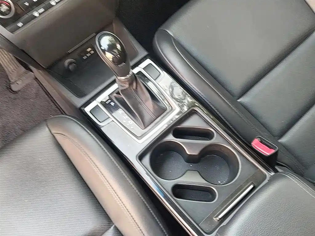Hyundai Mistra 2015 — фото 14