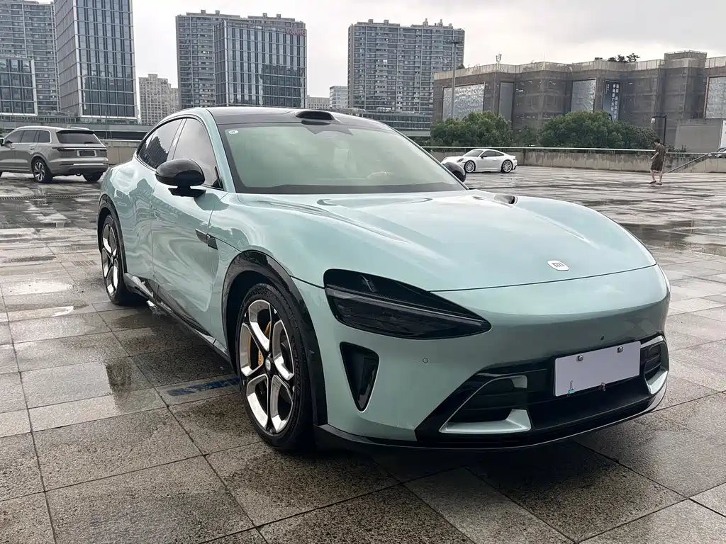 Xiaomi YU7 2025