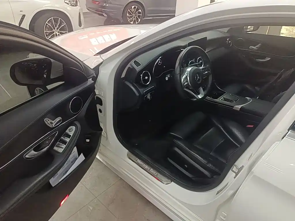 Mercedes-Benz C-Class 2020 — фото 16