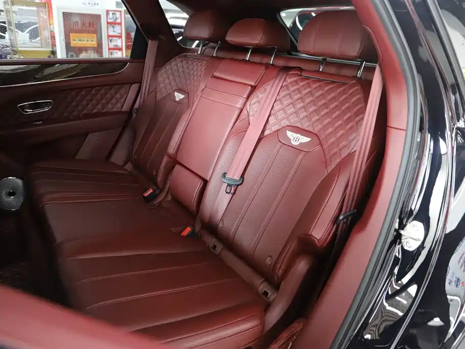 Bentley Bentayga 2022