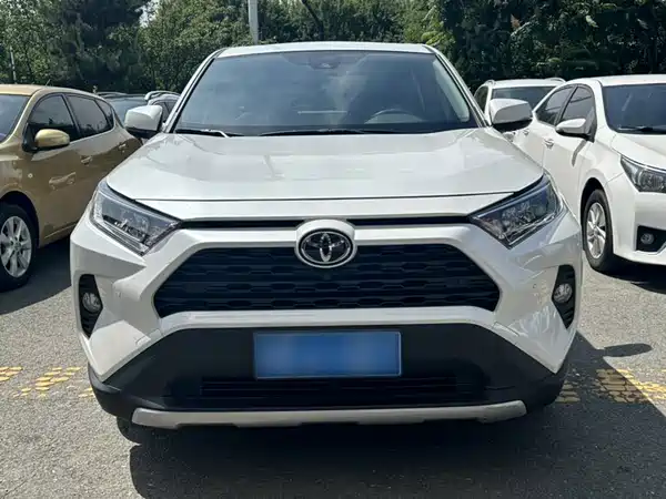 Toyota RAV4 2023