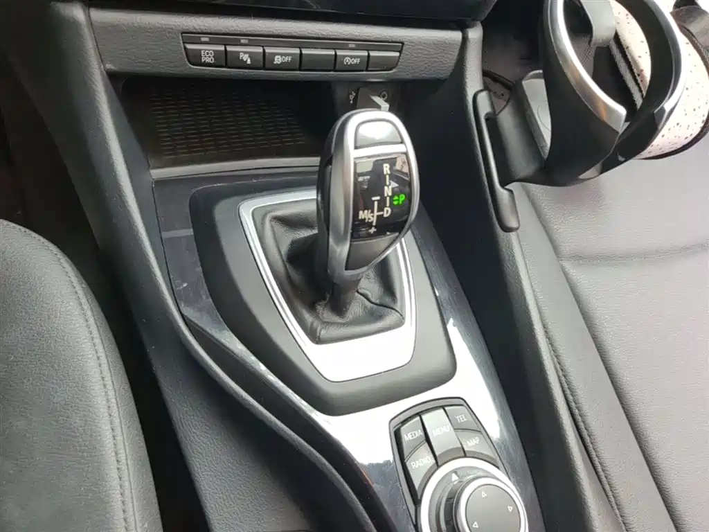 BMW X1 2015 — фото 14
