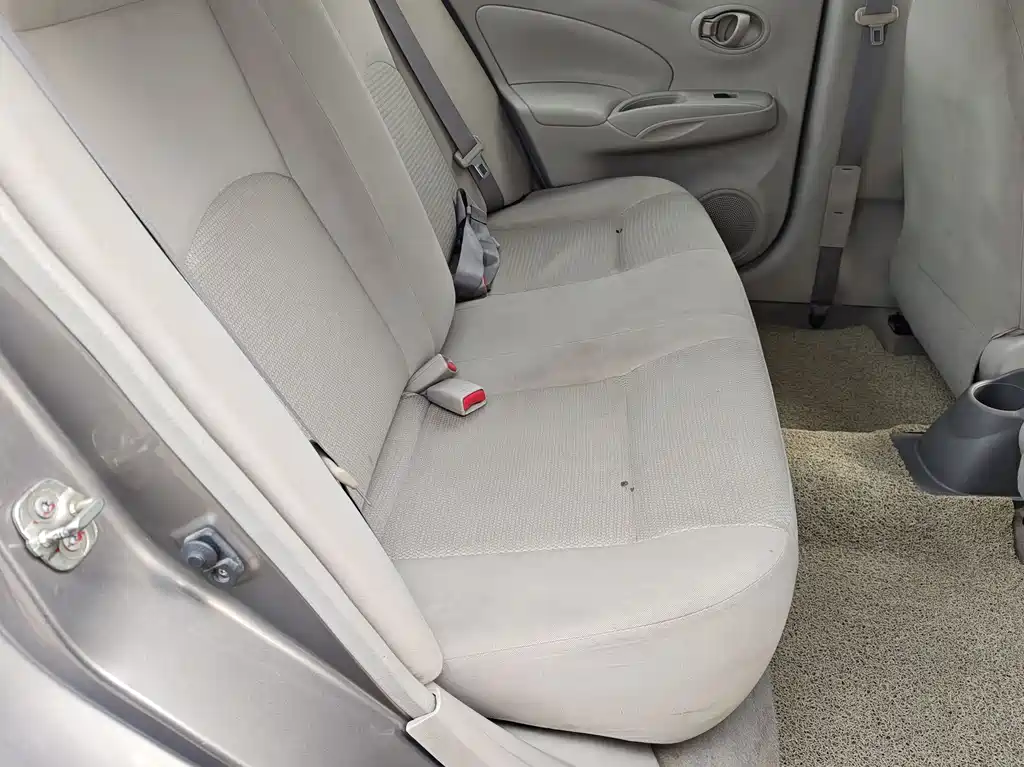Nissan Sunny 2012 — фото 20
