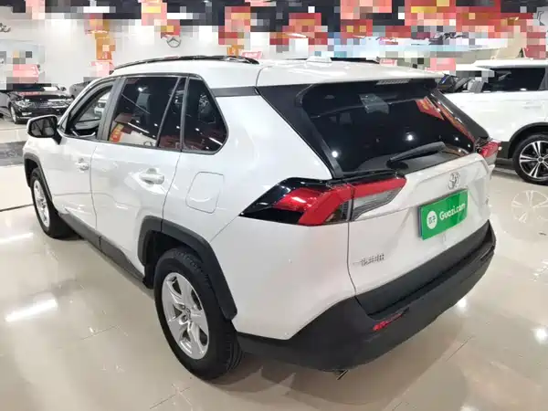 Toyota RAV4 2023