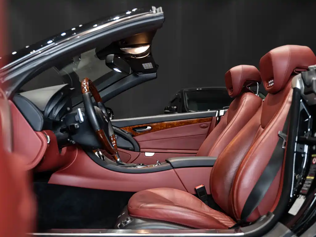 Mercedes-Benz SL-Class 2009 — фото 14