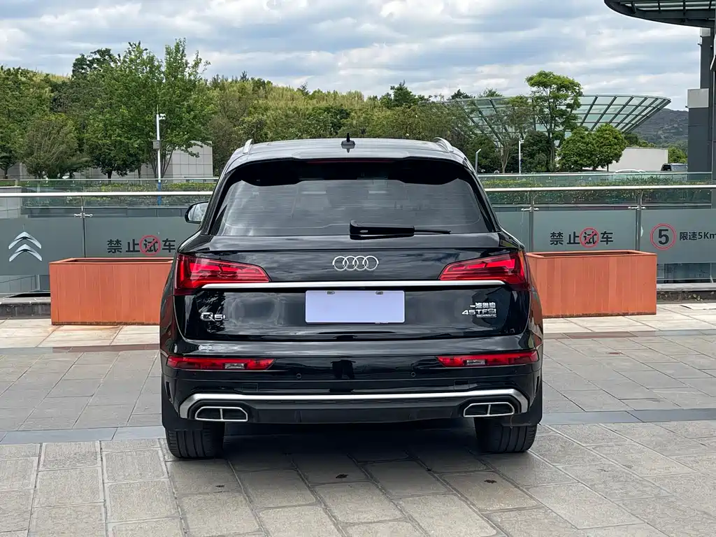 Audi Q5L 2022 — фото 5