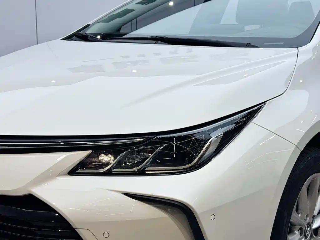 Toyota Corolla 2022 — фото 23