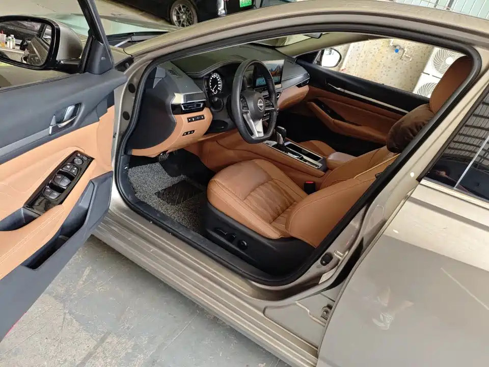 Nissan Teana 2023