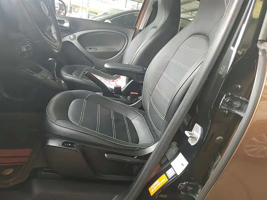 smart Forfour 2017 — фото 15