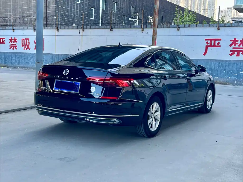Volkswagen Passat 2019 — фото 19