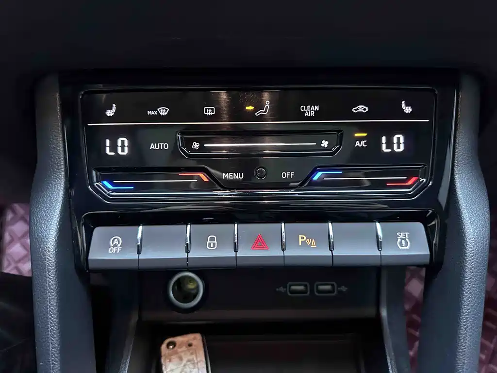 Skoda Karoq 2022 — фото 14