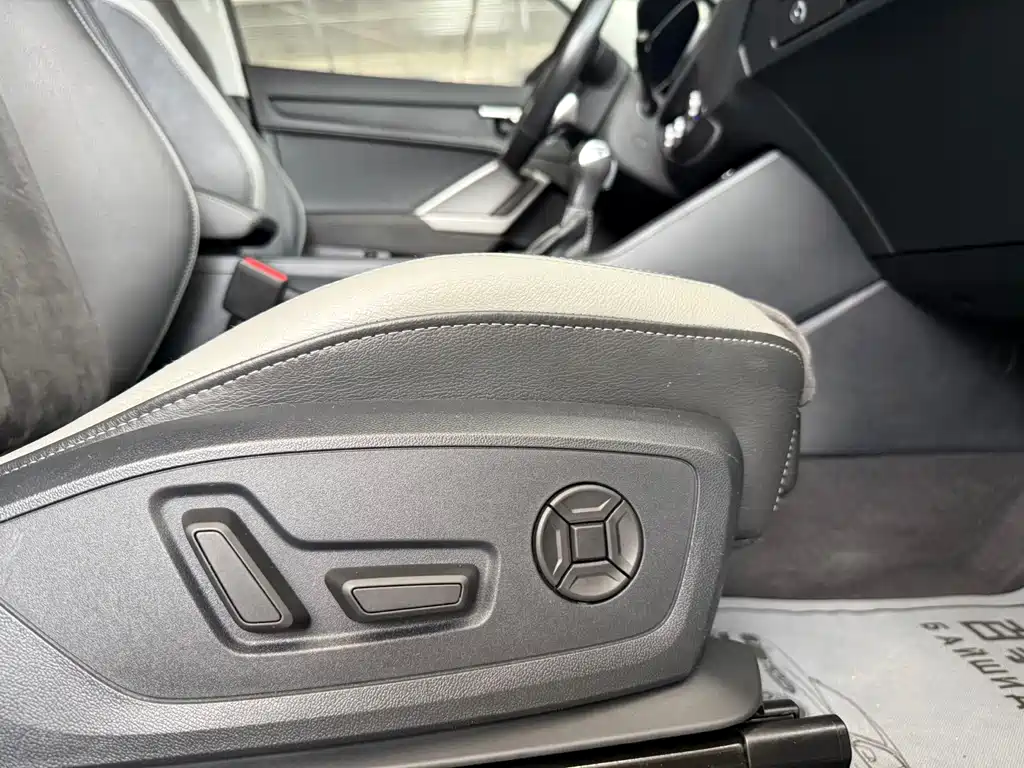 Audi Q3 2023 — фото 17