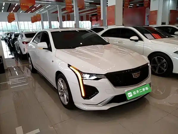 Cadillac CT4 2023