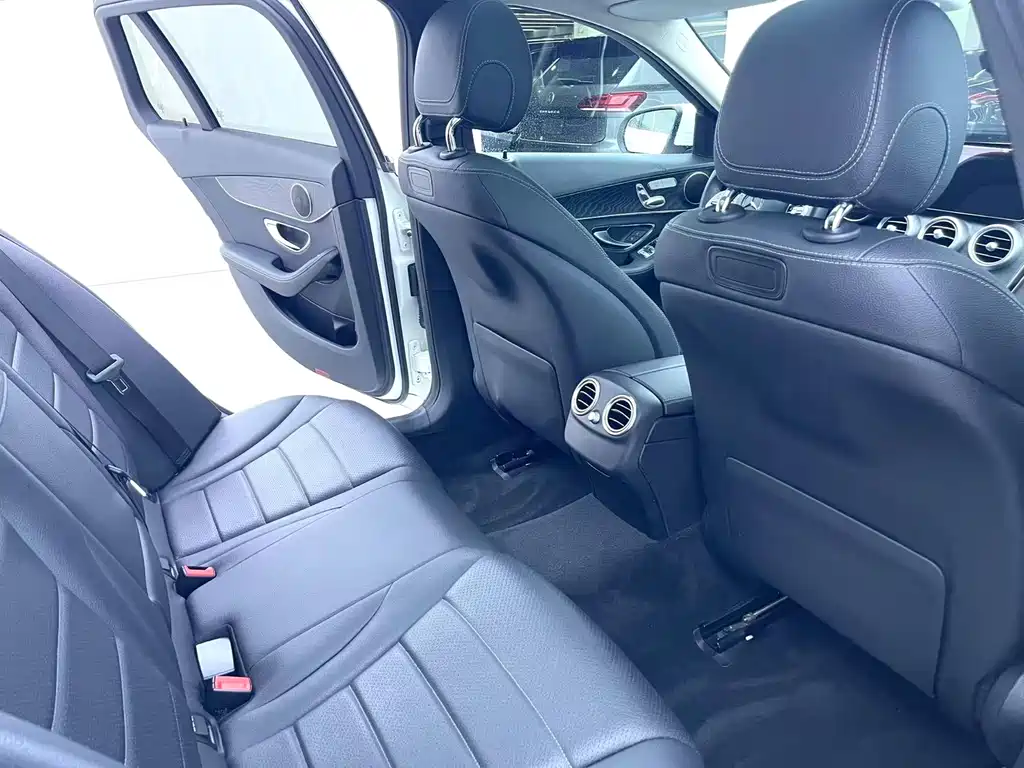 Mercedes-Benz C-Class 2020 — фото 9