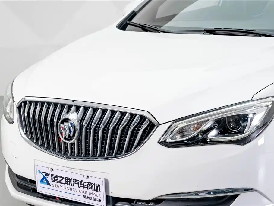 Buick Excelle 2017 — фото 4