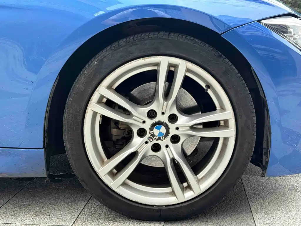 BMW 3 Series 2017 — фото 3