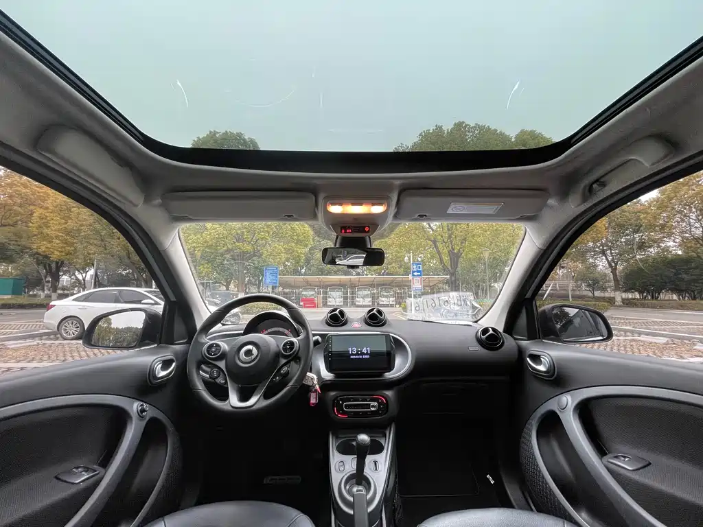 smart Forfour 2017 — фото 11