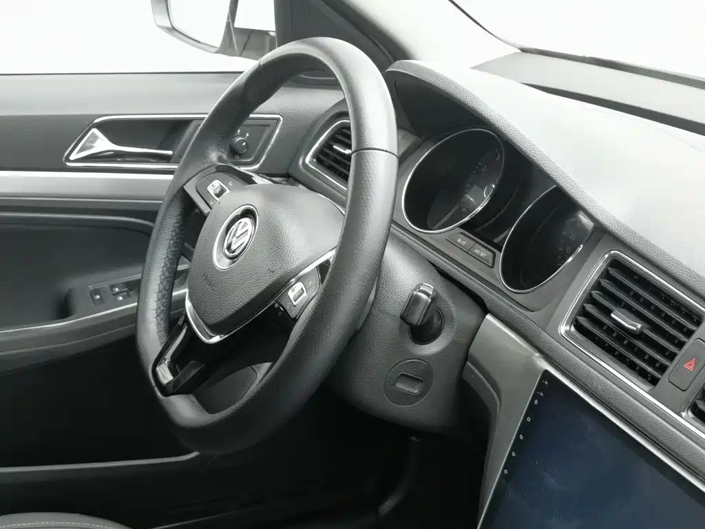 Volkswagen Gran Lavida 2018 — фото 22
