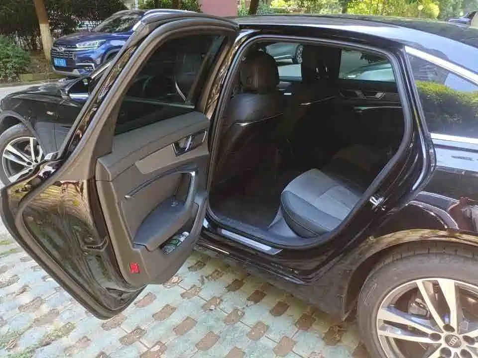 Audi A6L 2024