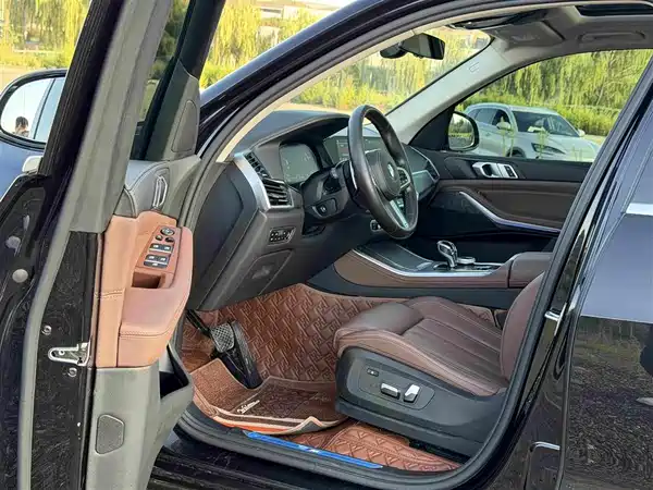 BMW X5 2019