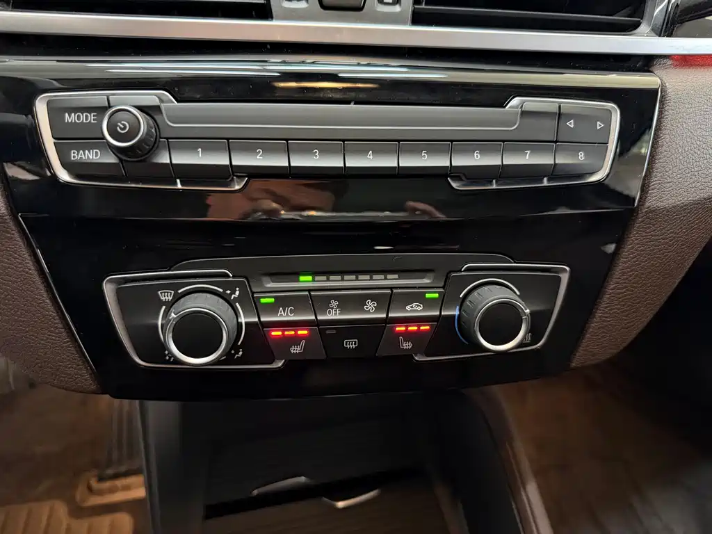 BMW X1 2022 — фото 9
