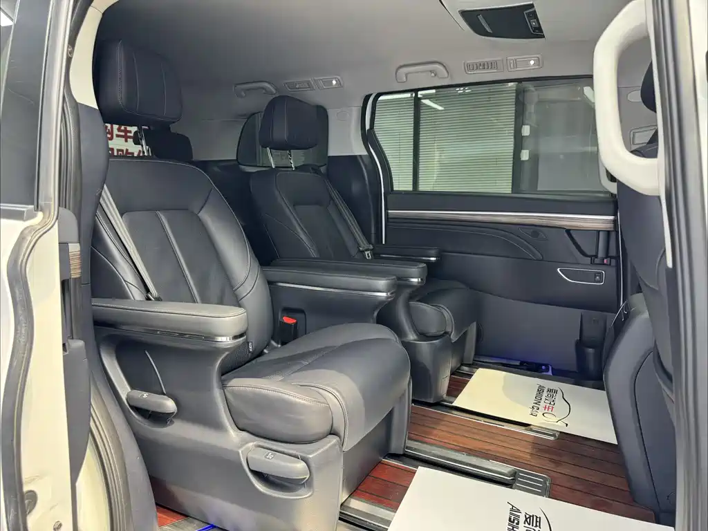 GAC Motor Trumpchi M8 2022 — фото 14