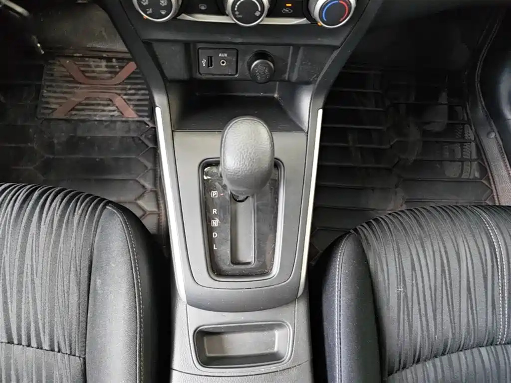 Nissan Sylphy 2023 — фото 14