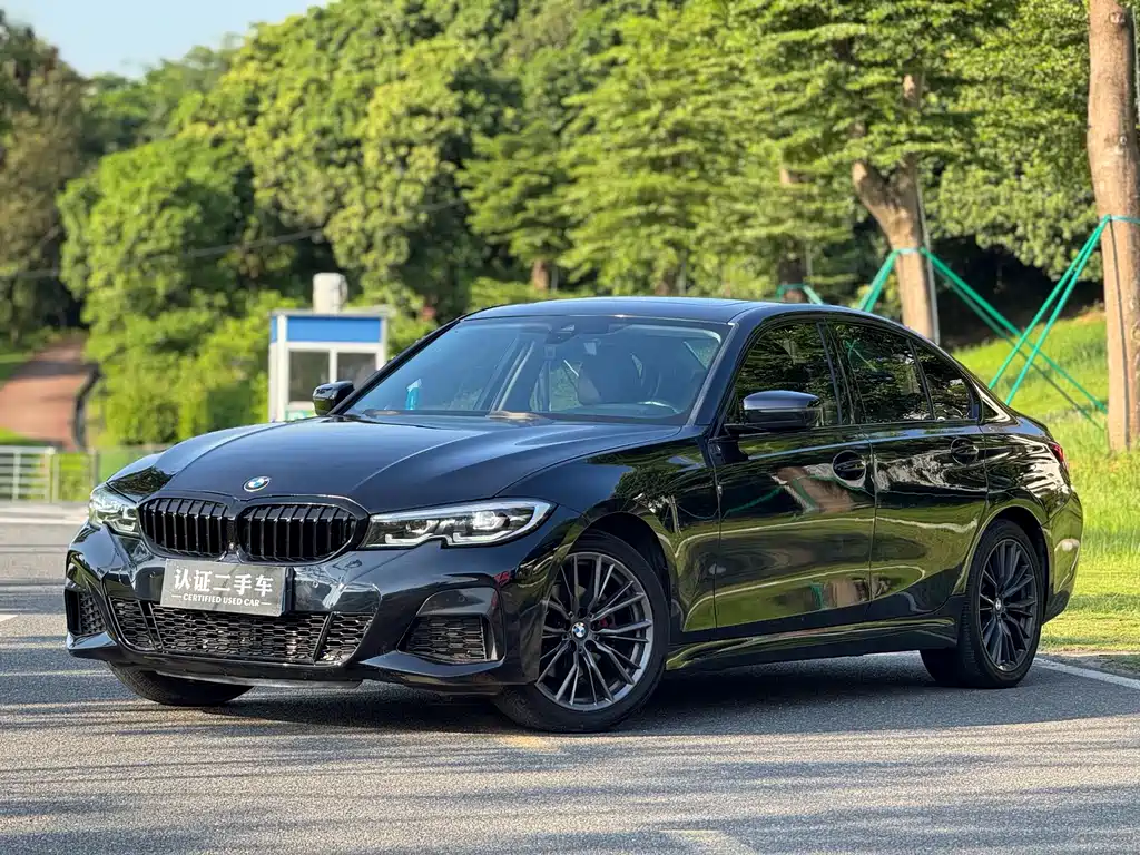 BMW 3 Series 2021