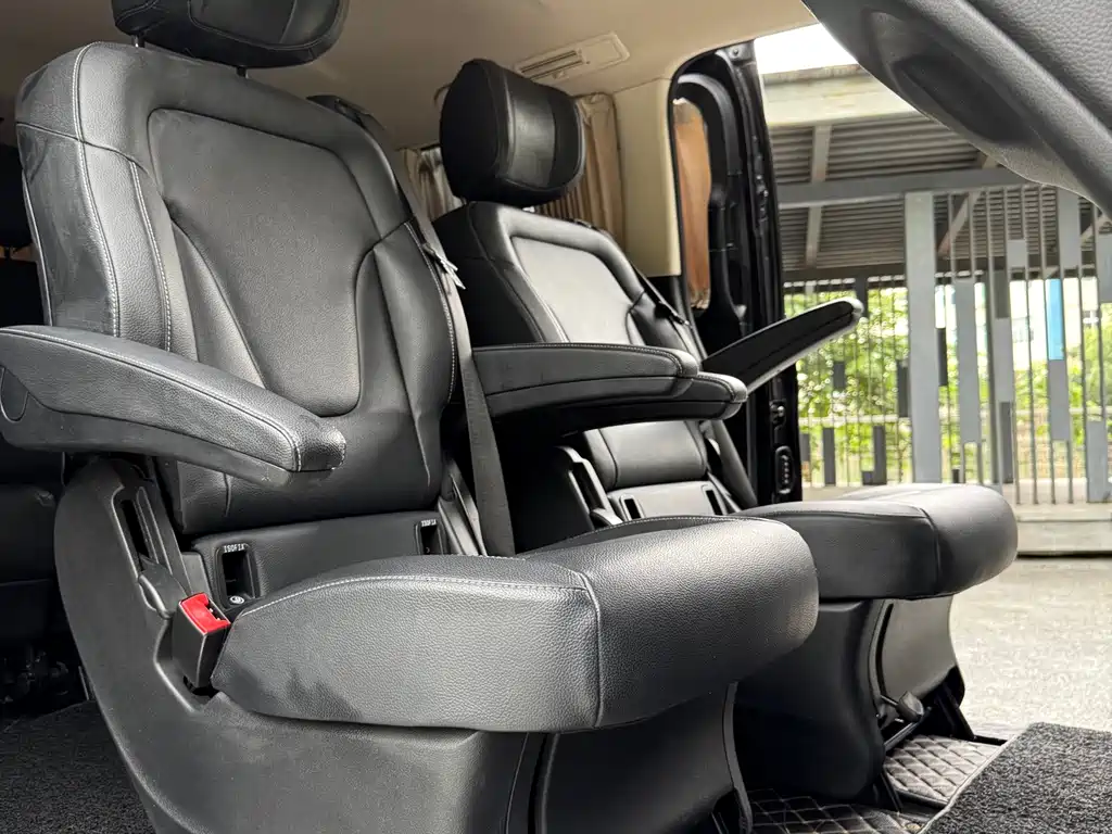 Mercedes-Benz Vito 2018 — фото 12