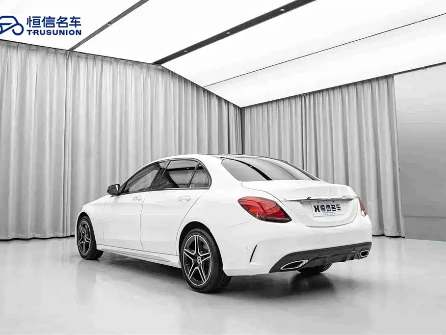 Mercedes-Benz C-Class 2021