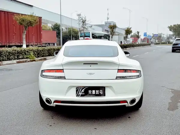 Aston Martin Rapide 2017