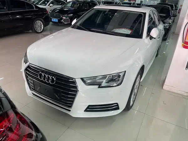 Audi A4L 2018