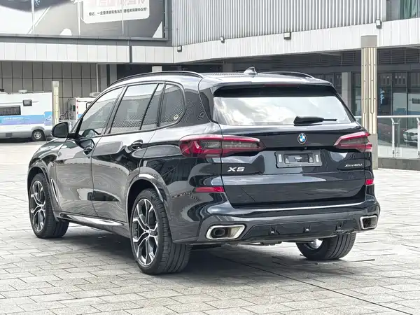 BMW X5 2023