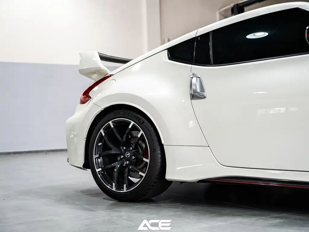 Nissan 370Z 2017 — фото 7